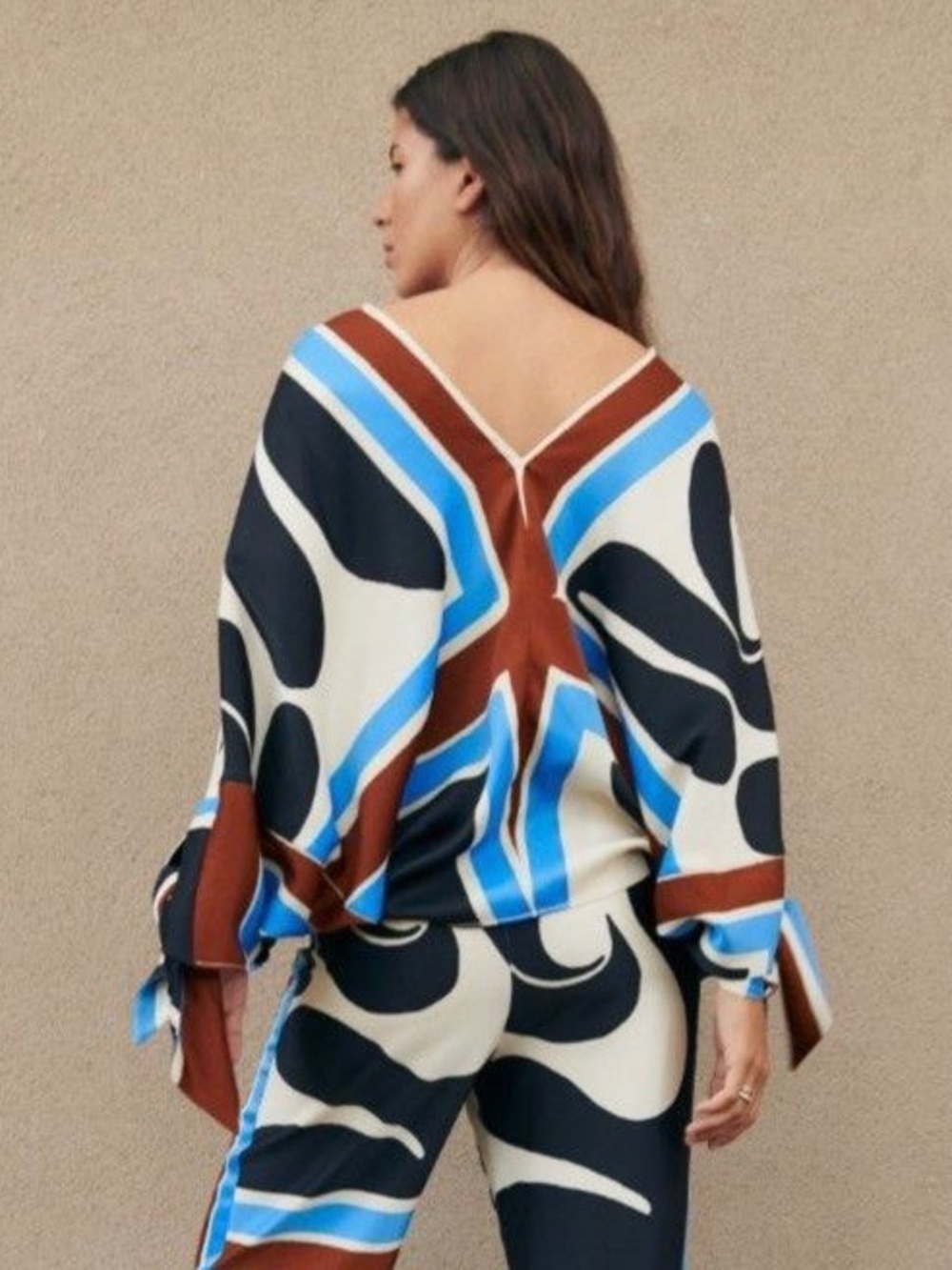 As Seen On Sweet Magnolias! Zara Printed Blouse w/Ties Ecru Multicolor V-Neck XL - Picture 13 of 13